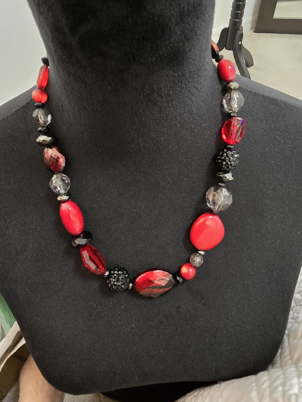 Vibtage Bold Red & Black Beaded Necklace - Women's Jewelry